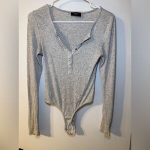 Vici Heather Gray Button-Up Bodysuit Women’s Small